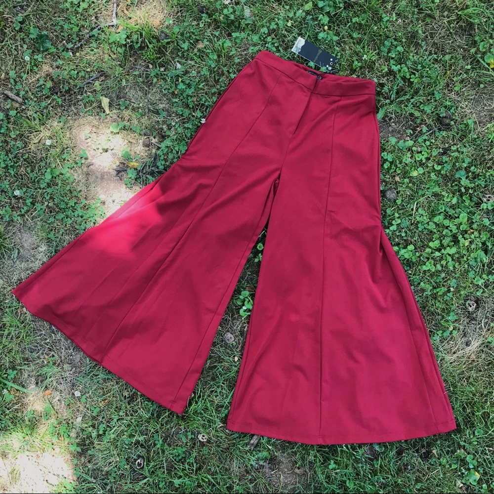 NWT Super wide leg red dress pants